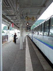 「北斗4号」洞爺駅到着