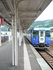 「北斗4号」洞爺駅発車