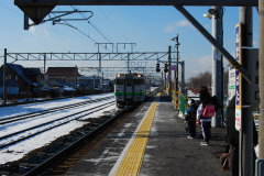 沼ノ端駅 岩見沢行き普通列車到着