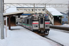 朝里駅 2737M発車
