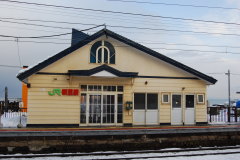 朝里駅 駅舎
