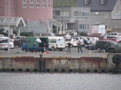 今回も桃岩荘には泊まらないよ a(^-^;