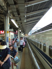 のぞみ26号 東京駅到着