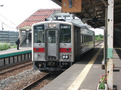 4330D普通列車