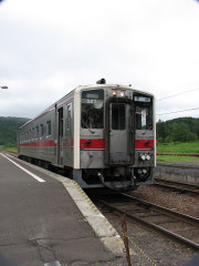 4323D普通列車 音威子府駅到着