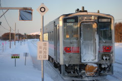 4333D 抜海駅到着