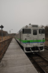 2429D 古瀬駅停車中