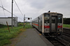 4332D 抜海駅到着