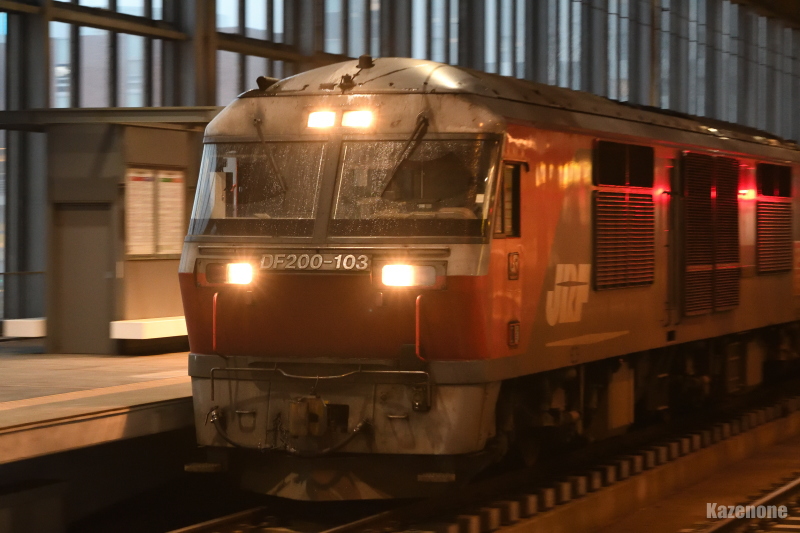 1082 ݕ
