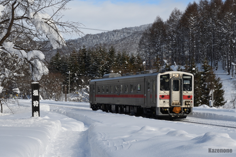 3322D ȂS