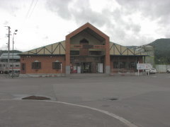 ���Ўq�{�w