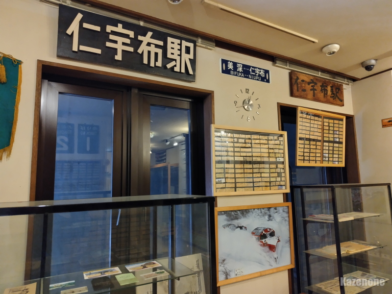 ���K���W����