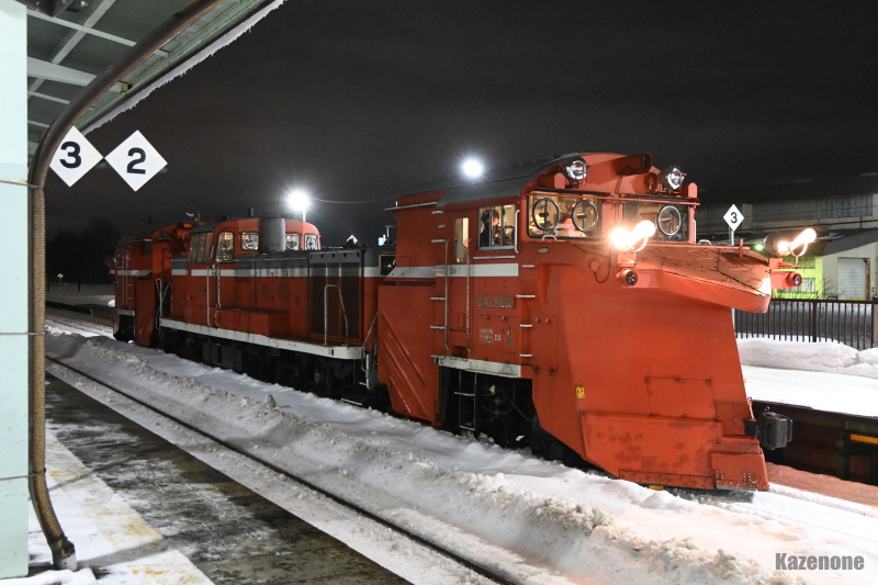 ��352 �r����